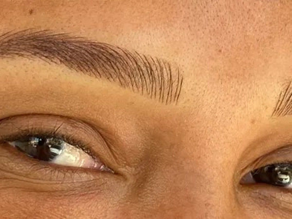 Eye Adorn by Lisa-Ann — Application flow